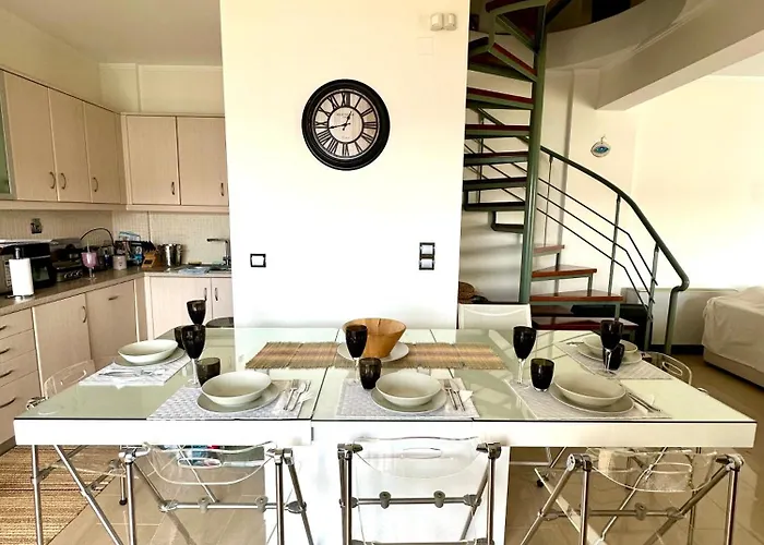 Korina Semesterbostad