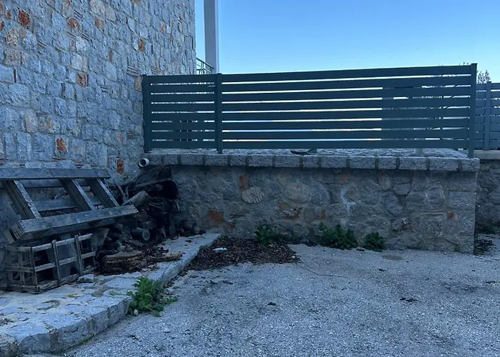 Korina Semesterbostad *